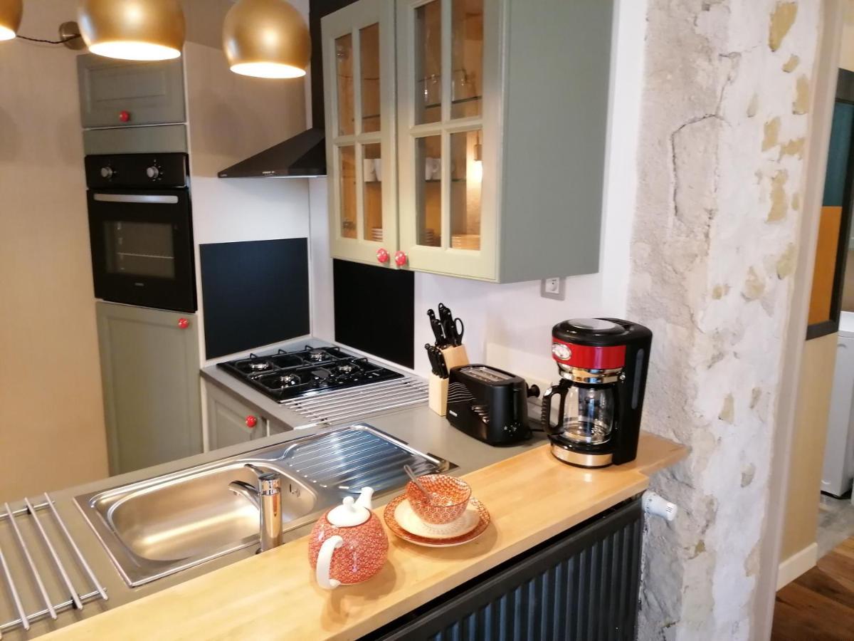 Aquarelle Bed & Breakfast แซงต์-มอร์-เดอ-ตูแรน ภายนอก รูปภาพ